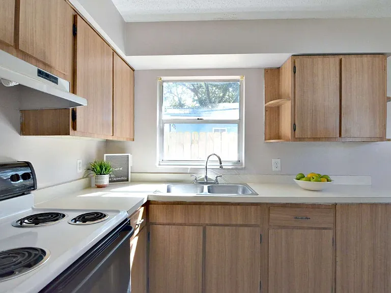 15648 Morgan St #B — Photo 8