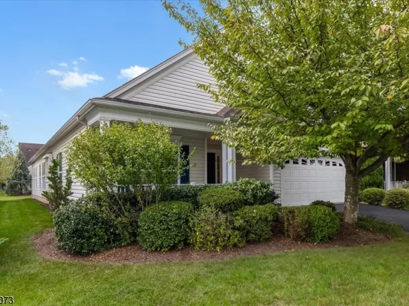 386 Windfall Ln, Franklin Twp., NJ 08873