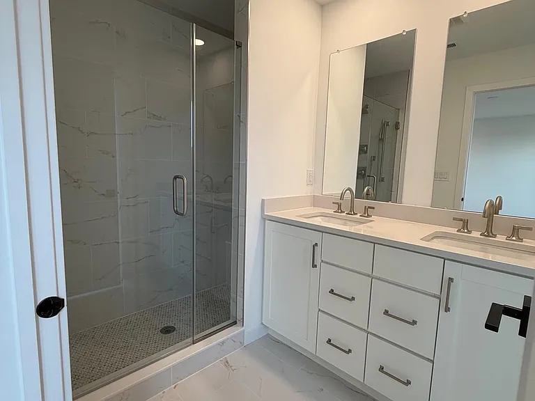 111 Brianna Ct #6 — Photo 31