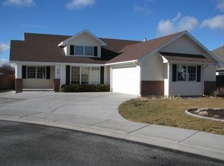 807 Hollyann Ct, Twin Falls, ID 83301