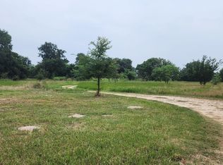 5353 Old Colony Line Rd, Lockhart, TX 78644