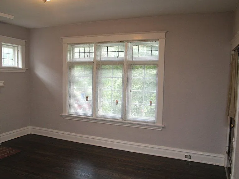 7036 Forsyth Blvd #1W — Photo 3