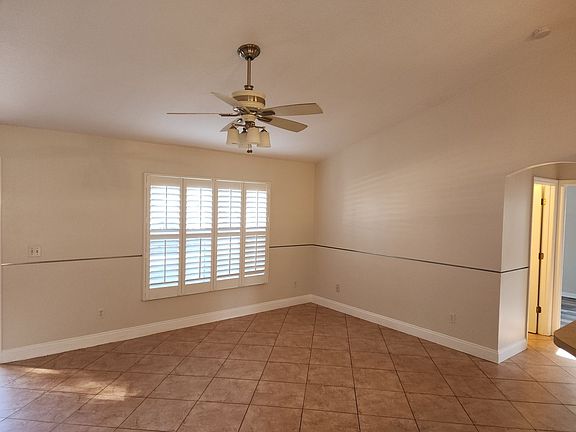 2nd image of 130 Gentle Breeze Dr
