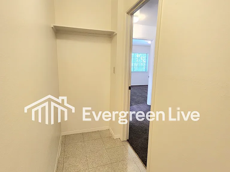 224 Raven Dr — Photo 15