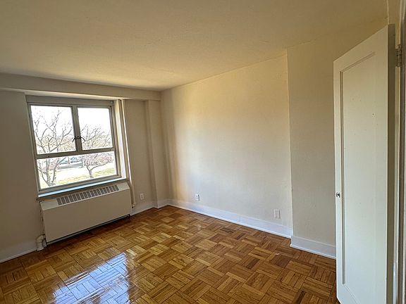 3rd image of 61-33 186th St #5