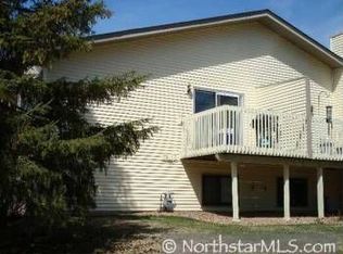 891 Lawnview Ave, Shoreview, MN 55126