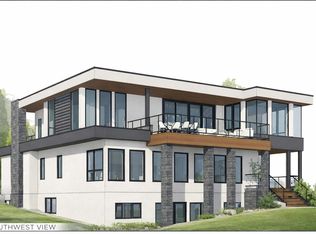 14220 Malabar Ave, White Rock, BC V4B 2Y3