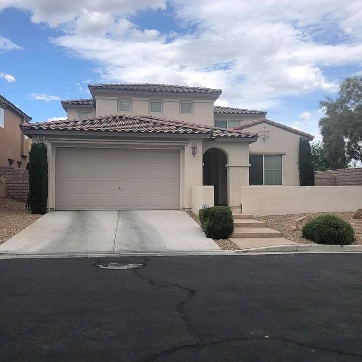 1st image of 964 Encorvado St
