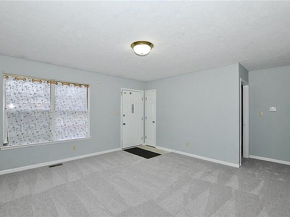 2nd image of 5688 Liberty Creek Dr E