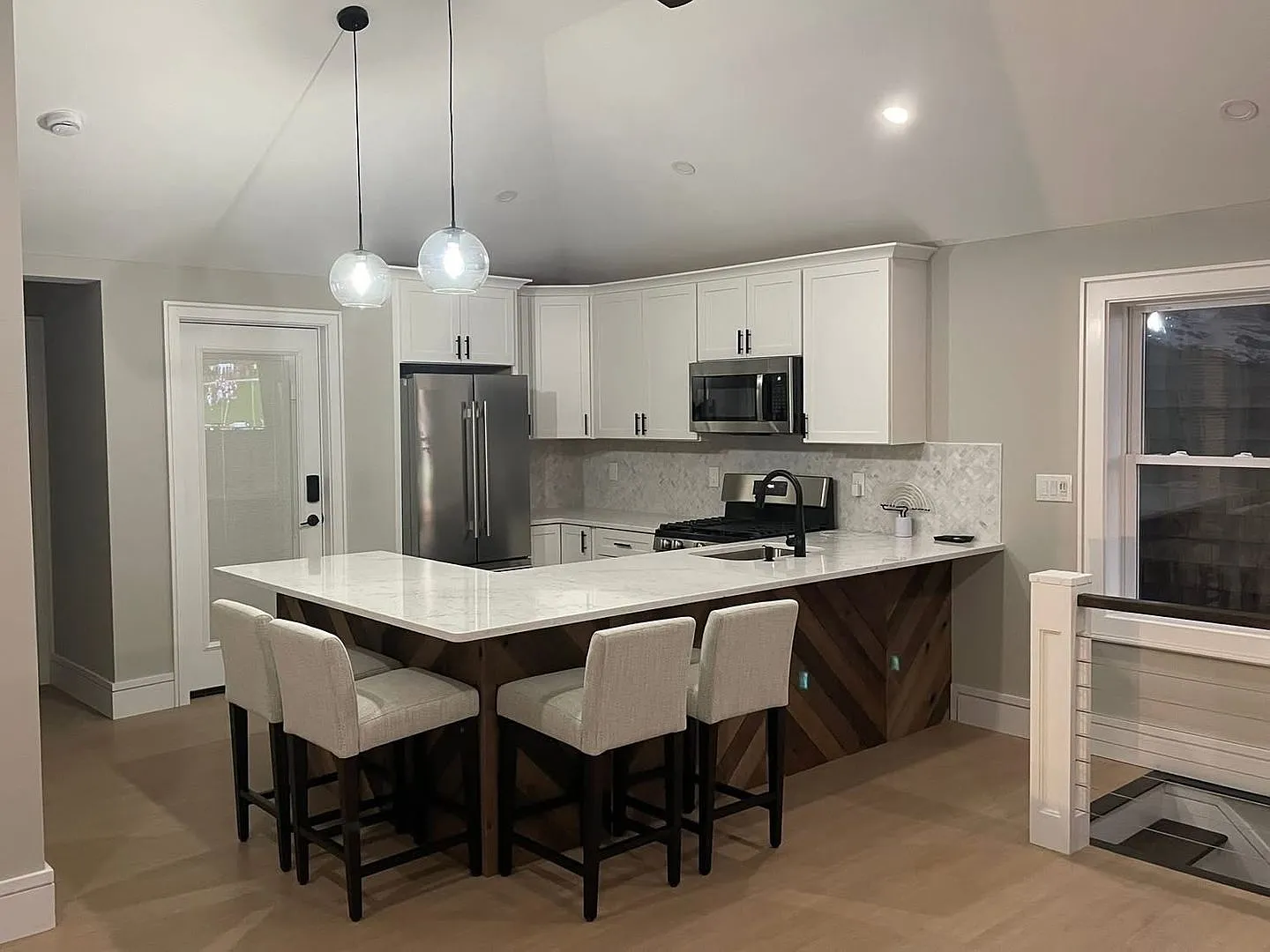 Beach House Winter Rental (Available October 1st, 2026 - May 24th, 2027) — Photo 2