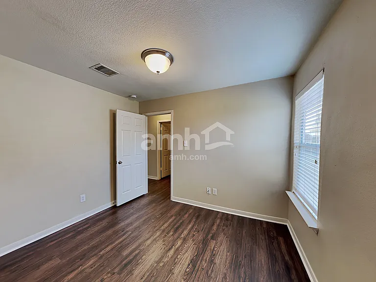 4615 Snowdrop Ct — Photo 11
