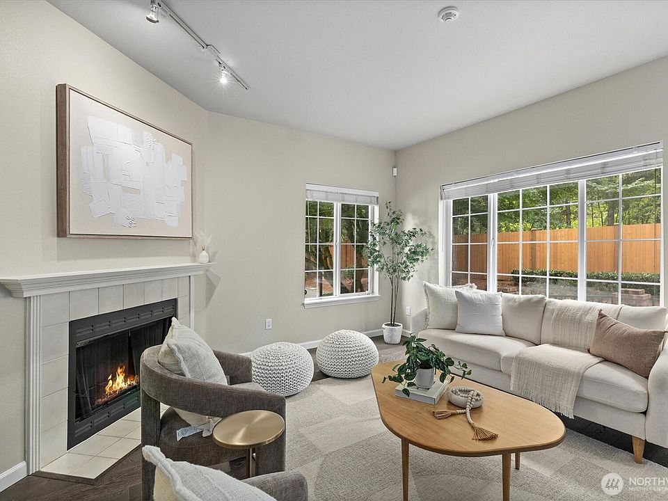 1st image of 10909 Avondale Road NE #R170