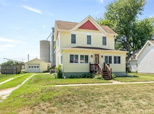 914 Polk St, Dexter, IA 50070