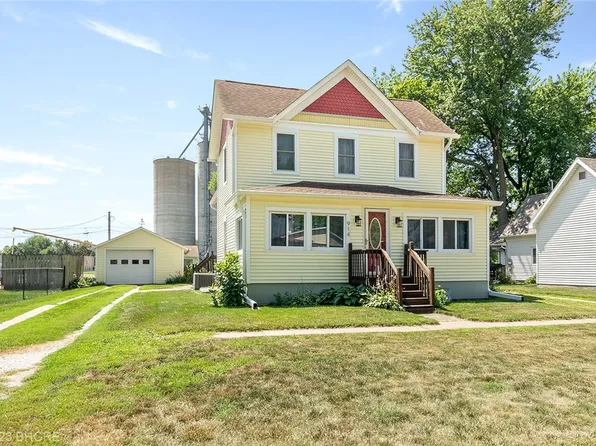 914 Polk St, Dexter, IA 50070