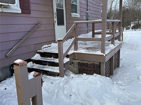 2nd image of 880 Wheatland Rd