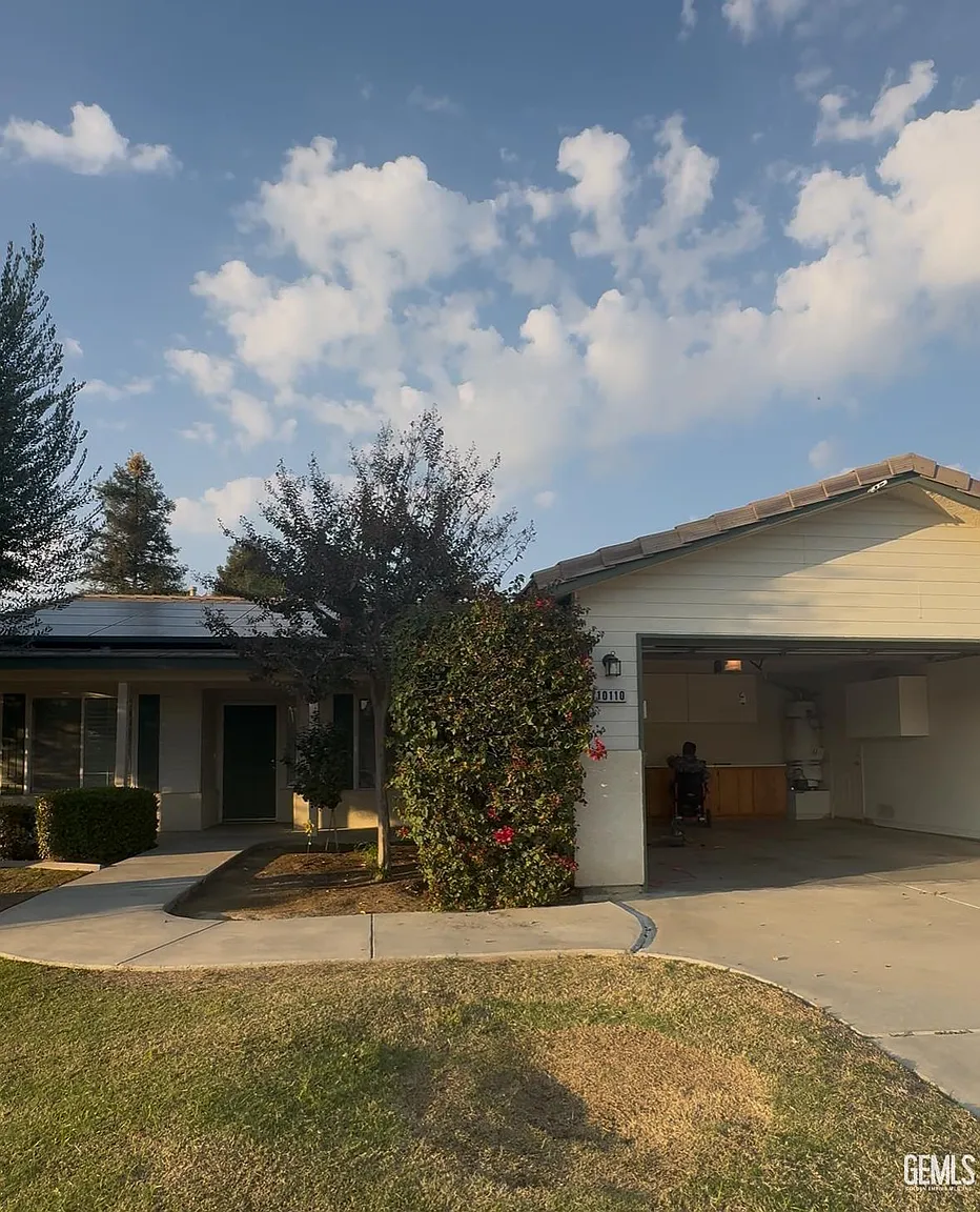 10110 Salerosa Ct photo 1