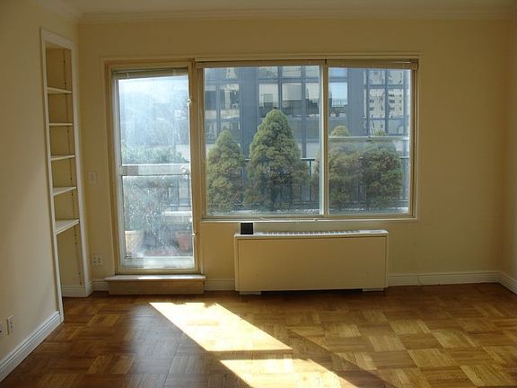 2nd image of 60 W 57th St Ph B