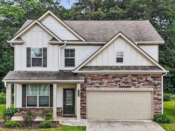 212 McGinnis Cir, Calhoun, GA 30701