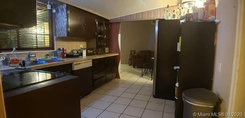 2nd image of 6230 SW 60th St