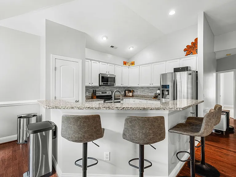 224 Blue Creek Farms Dr — Photo 10