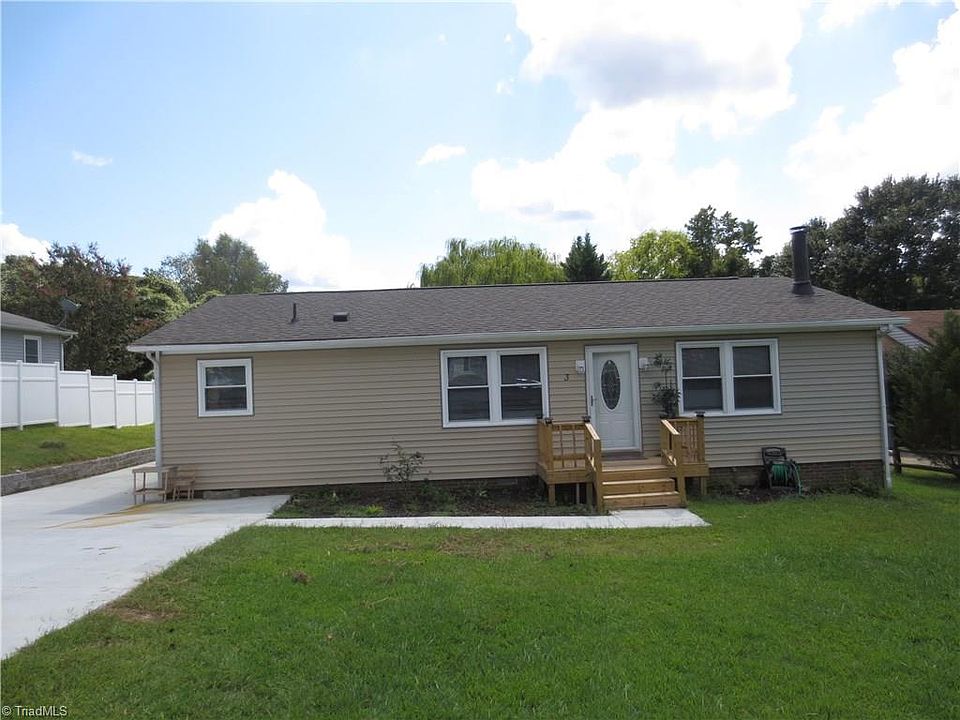 1st image of 3 Terre Ct