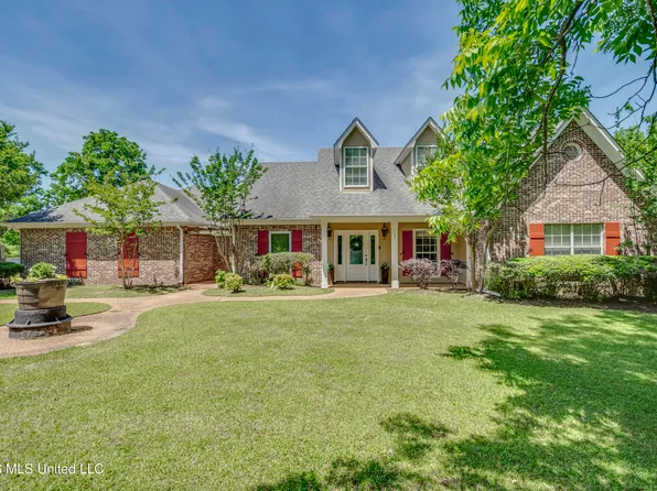 104 Brookside Pl, Madison, MS 39110