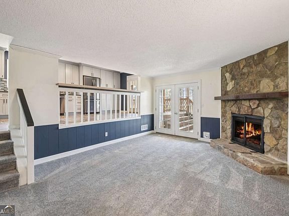 2nd image of 9485 Martin Rd