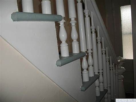 Entry stairs.