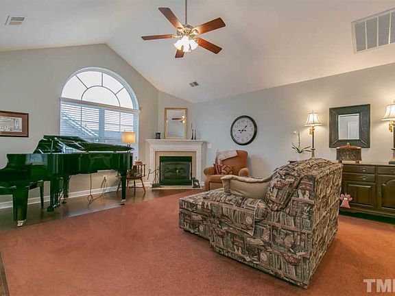 4th image of 310 Faith Dr #310