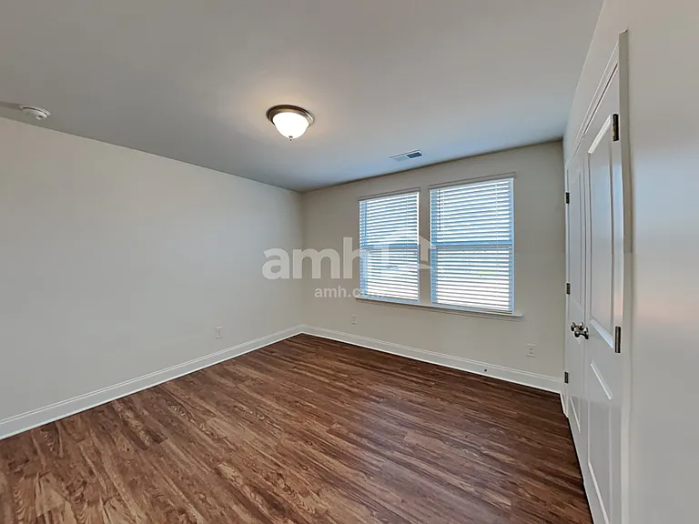 110 Keyser Dr — Photo 14