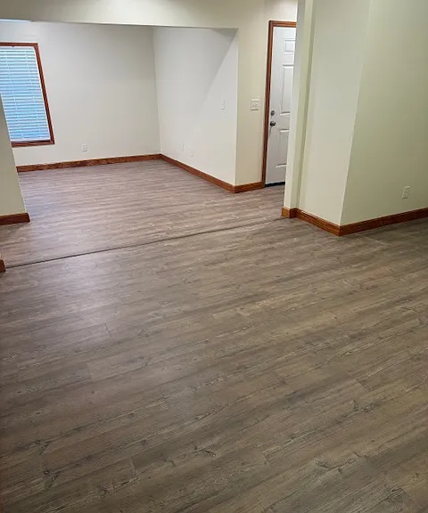2907 Wallace Ave — Photo 8