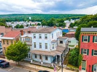 227 W Broad St, Tamaqua, PA 18252