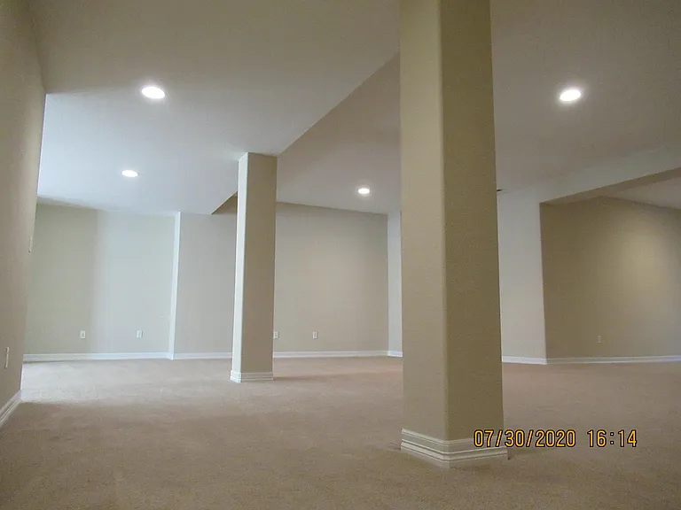 26834 E Mineral Dr — Photo 110