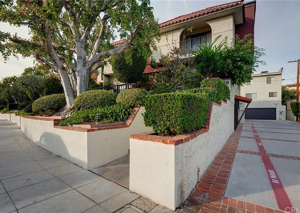 1st image of 1721 Rogers Pl Unit 48H