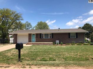 720 Myrtle St, Pratt, KS 67124