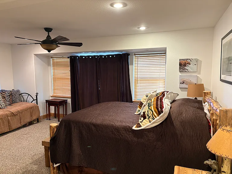 1637 Black Bart Ave — Photo 19
