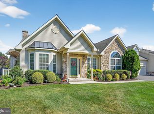 354 Shady Brook Dr #180, Langhorne, PA 19047