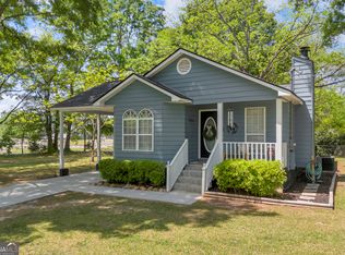 391 Cemetery St, Shady Dale, GA 31085