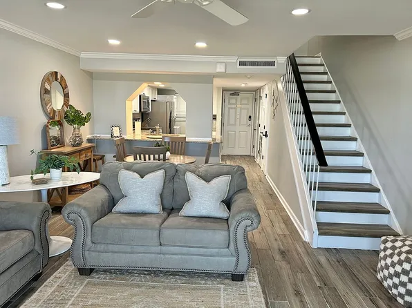 4425 Thomas Dr #303T, Panama City Beach, FL 32408