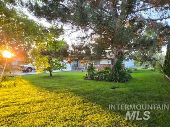 424 Lindenwood Dr, Nampa, ID 83686