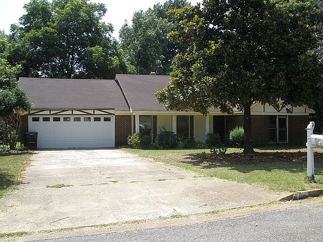1st image of 8131 Coventry Dr
