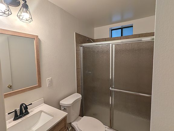 4th image of 6728 N 62nd Ave APT 4