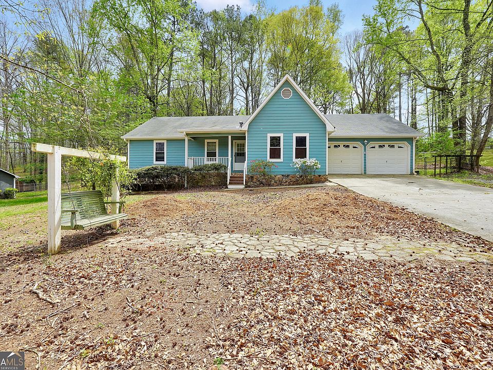 1st image of 135 Spring Valley Way