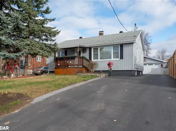 7 Seaforth St, Barrie, ON L4N 3H7