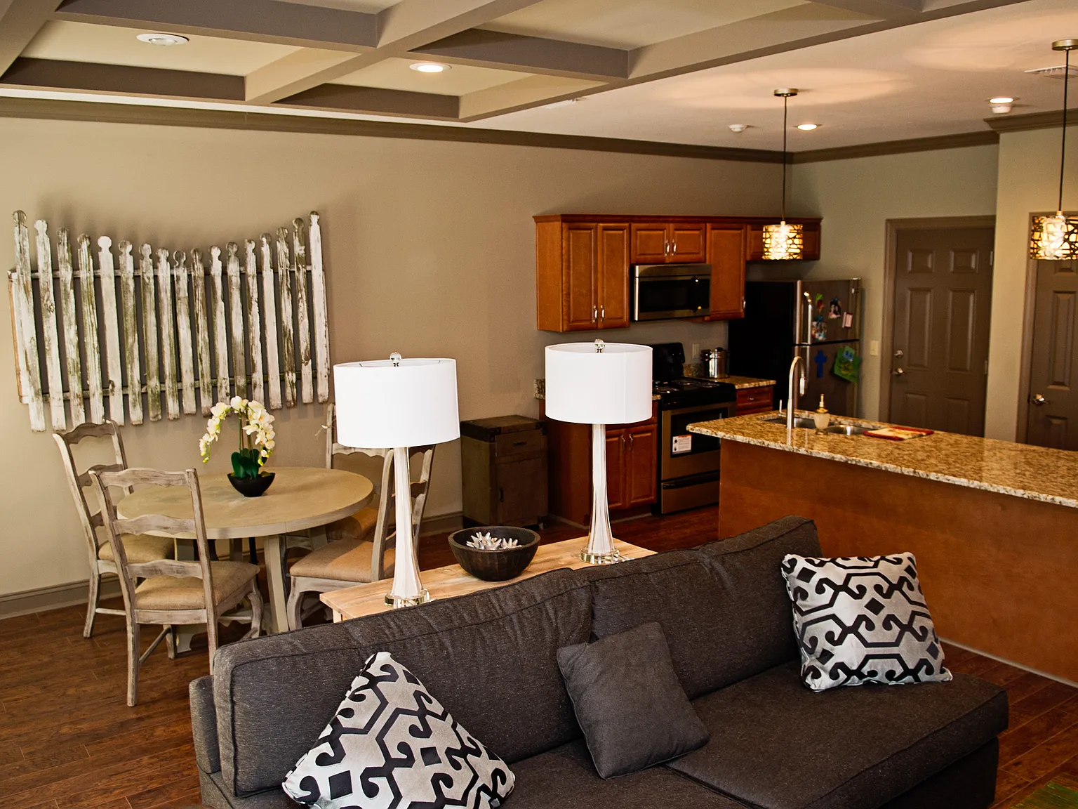 The Timbers Condominiums — Photo 4