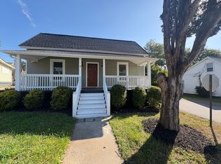 18 Baldwin St, Greenville, SC 29611