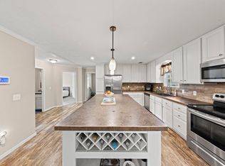 830 Squirrel Rd, Defuniak Springs, FL 32433