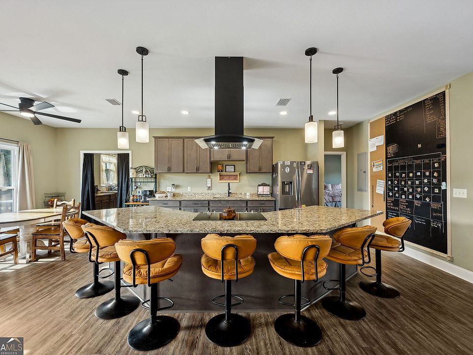 1st image of 691 Oak Well Rd