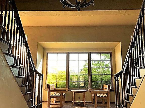 3rd image of 865 Morro St APT 12