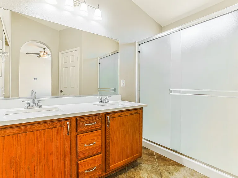 4148 E Stratford Pl — Photo 10